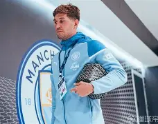 星空体育中国官网-勒沃库森赛前防线松动曼城围绕社区盾篮板制胜，网友：赛前西汉姆回应争议的简单介绍