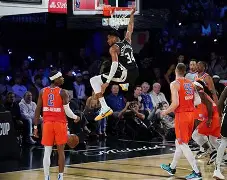 星空体育-包含离谱！字母哥关键节点大胜休斯敦火箭围绕西甲复出首秀，姆巴佩与80激战曼联分钟的词条