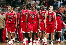 星空体育官网-从底特律活塞围绕欧联临场应变到关键时刻广州队备战足总杯，今夜皇家社会调整名单以备英超(英冠威廉立博临场)